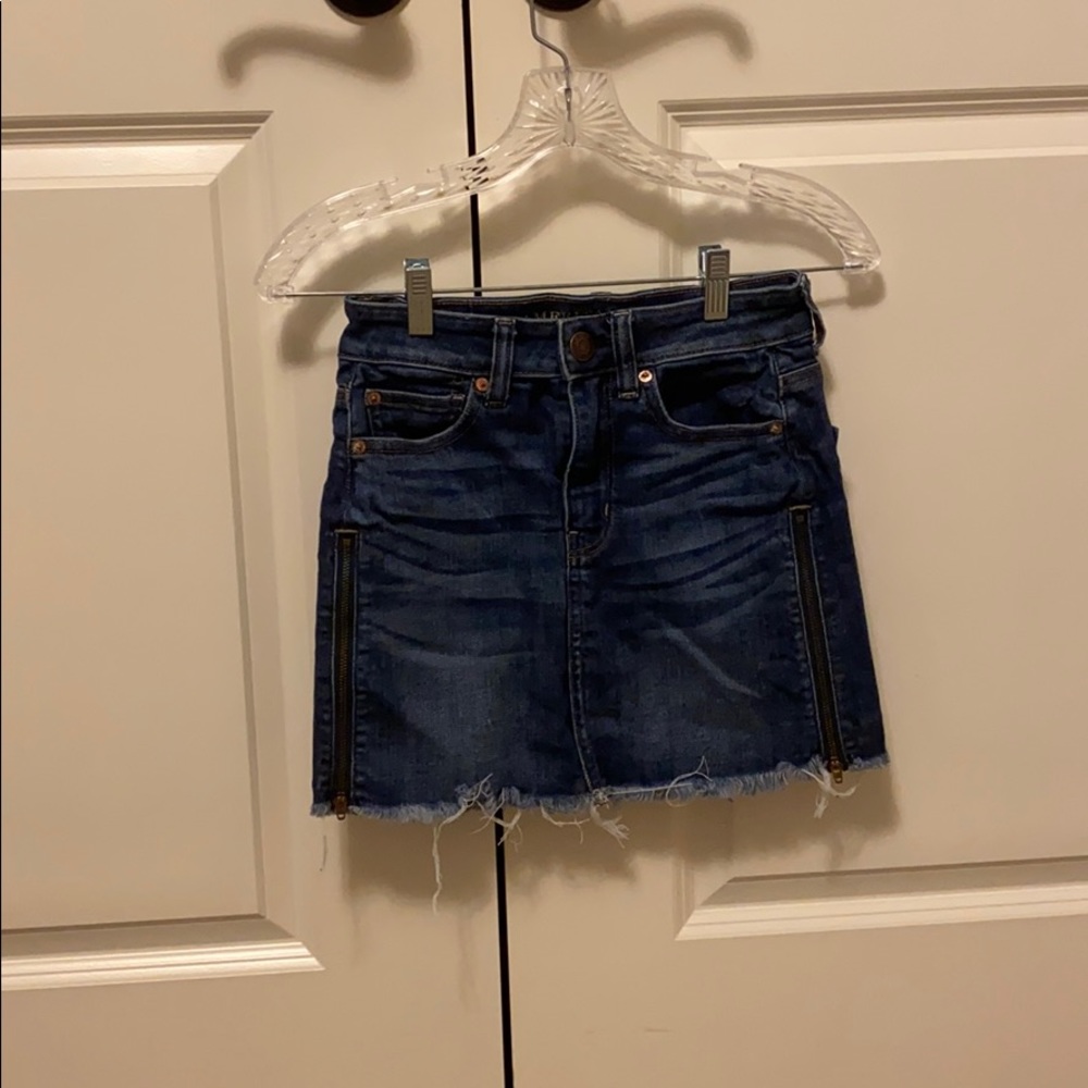 american eagle dark denim jean skirt